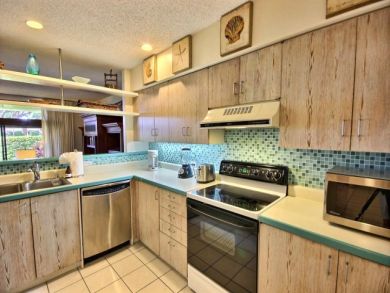 Spacious Maui, Hawaii Two Bedroom Rental Condo With Pool